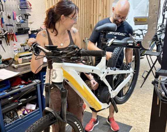 Selber schrauben statt nur zuschauen – Schrauberkurs in der Bike Box